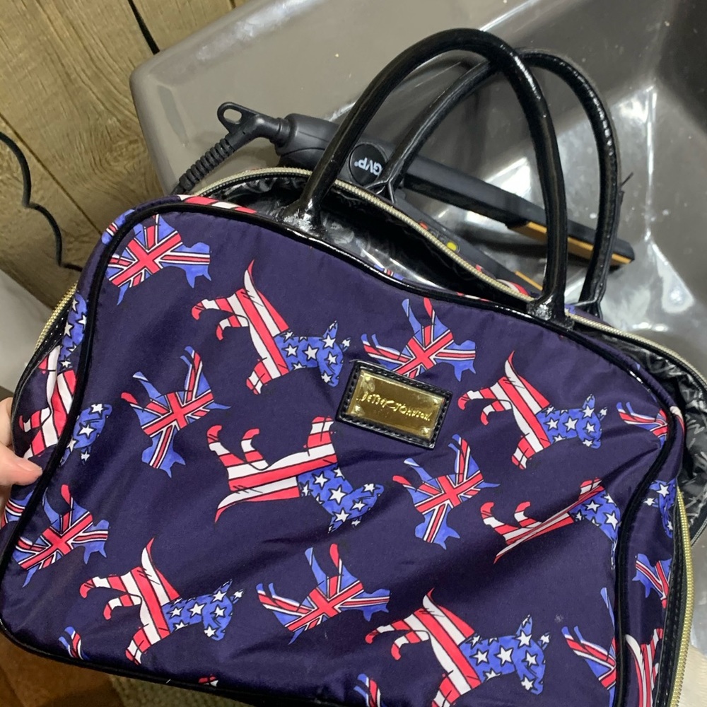 Bet set Johnson travel bag